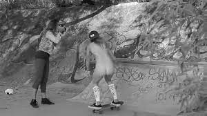 Naked On Stage Video Nude Girl Skateboarding at DIY Skate Spot hottest  movie sex scenes - Celebs Roulette Tube
