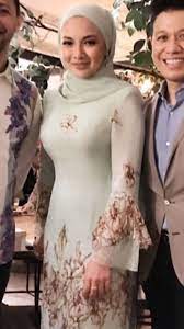 Artis Fantasi Ku Neelofa Pakai Baju Kurung Moden Sendat Dan Padat Baju Kurung Pakistani Wedding Dresses Muslim Women Hijab