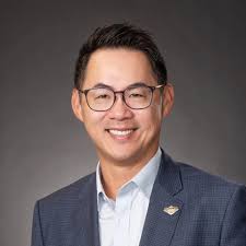 Santa Clara University welcomed more than 1,800 new undergraduate students  to campus last weekend. #SCU2028 is the second-largest class in SCU  history, consisting of 1,612 Broncos from 46 states and 30 countries