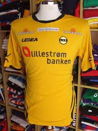 8 din 14 martie 1996 privind dreptul de autor și drepturile conexe. Lillestrom Home Camiseta De Futbol 2012
