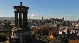 Seine bedeutung als wahrzeichen von schottland wiedererlangte. Edinburgh Sehenswurdigkeiten Diese 9 Dinge Musst Du Gesehen Haben