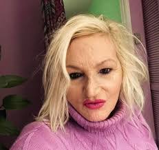 Eve Daniel's Instagram, Twitter & Facebook