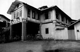 Eng Aun Hotel Once Belonged To Shaik Dawood Maricar Bin Mohamed Sadak Maricar At Lebuh Chulia Penang Restored Now Chulia Heritage Hotel House Styles Penang