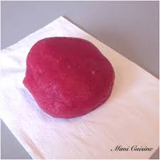Pate D Amande Maison Avec Ou Sans Colorant Thermomix Thermomix Recette Pate D Amande Pate Damande Maison