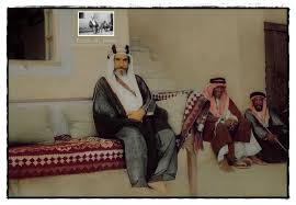 الكويت الشيخ علي آل خليفة مدير الأمن العام ومحافظ مدينة الكويت With Images Rare Pictures My Images Black And White