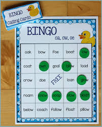 Digraphs ai, ea, ee , oa, and oo (as in moon) vowel digraphs are combination of vowels that combine to make a single vowel sound like the oa in boat, the ai in rain, the ee in feet, the ea in sea, and the oo in moon. Activities For Teaching The Oa Ow Oe Digraphs Make Take Teach