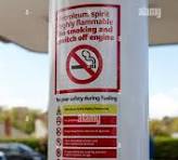 Petrol station signs hi-res stock photography and images - Alamy