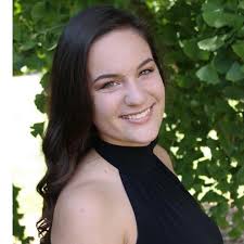 Hannah Batten is today's senior spotlight! Hannah has been studying  Integrated Education and wants to teach elementary students. During her  time at Mars Hill, she was active with the Bailey Mountain Cloggers,