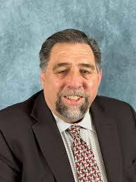 Michael Washam's Instagram, Twitter & Facebook