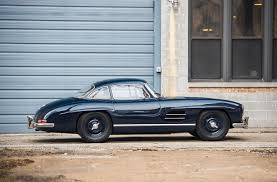 Fortunate for purists, this car doesn't stray too far from officialdom and is a product of amg in affalterback. Mercedes Benz 300 Sl Gullwing