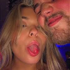 Articles by Olivia Deffes's Profile