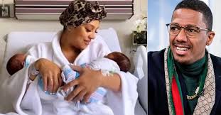 He also shares his son golden with brittany. 7 Xrgawavxsl M