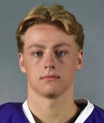 Shawn Knowlton's Instagram, Twitter & Facebook