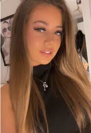 Eva Woods TikTok Account
