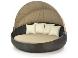 Our standard daybed cushions are filled with formed poly fill for outdoor use or standard foam for indoor use. Caluco Dijon Round Daybed Replacement Cushion Cuc8252016
