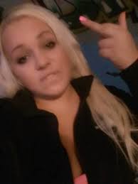 Danielle Autumn (@danielle.kush) • Facebook