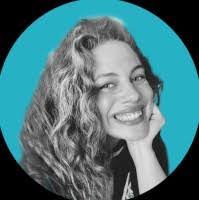 Ella Boyce's Instagram, Twitter & Facebook