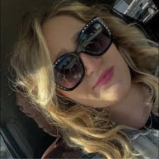 DOLLAR TREE now carries a dupe for the Sol de Janeiro Brazilian Bum Bum  Cream — just $1.25 instead of $24 at Ulta! 💸🔥