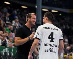 Ob der weltmeiter seinen geburtstag genauso lang gefeiert hat. Handball Trifft Pascal Hens Und Peter Lohmeyer