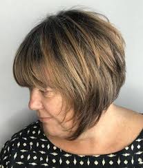 как подобрать себе стрижку и цвет волос по фото Kak Podobrat Strizhku Dame Za 50 I Vyglyadet Molozhe Vse Nyuansy Mir Interesnogo Hair Color Ideas For Brunettes Short Modern Haircuts Haircut For Older Women