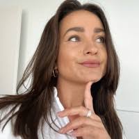 50+ "Tyra Tyra" profiles