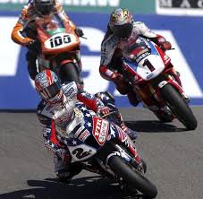 2002 Is Always Remembered As The Season In Which Troy Bayliss And Colin Edwards Fought In Classic Style For The Title Laguna Seca Re Colin Edwards Edwards Sbk