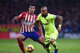 Arturo vidal is a chilean football player. Instagram Barcelona Fc