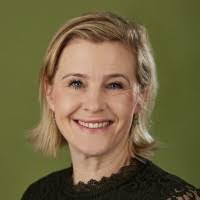 Christina Reuther's Instagram, Twitter & Facebook