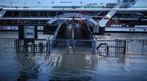 #flutopfer #hochwasser #jahrhunderhochwasser #hochwasser deutschland #deutschland nrw hochwasser, dioxinskandal und die aktuelle lage in ägypten sorgten neben dem dschungelcamp. Hochwasser Lasst Pegelstande Am Rhein In Nrw Weiter Klettern Nordkurier De