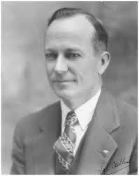 Hal Collins's Instagram, Twitter & Facebook