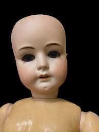 What do the 'Germany 10' and '1914' markings mean