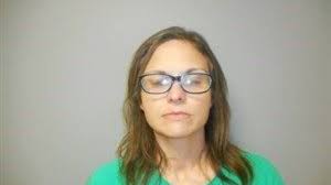 Traffic stop leads to 2 arrests for drug possession