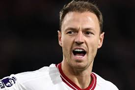 Jonny Evans denied fairytale second debut goal after free transfer as Man  Utd fans fume at Rasmus Hojlund