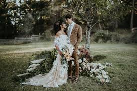 Texture, interest and fitting for a barn wedding, it's just another easy way to make your vision come to life. Farm Wedding Junebug Weddings
