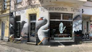 For larger tattoos that take more than one session, our rate is $150 per hour. Die 10 Besten Tattoostudios In Berlin Qiez