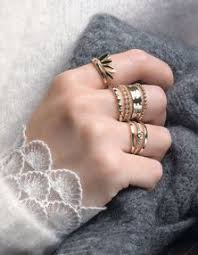 Lucette Paris Bijoux Fins Et Tendances Pour Toutes Les Occasions Argent Et Plaque Or Decouvrez Notre Selection Sur Notre Bo Bijoux Bijoux Fins Bagues En Or
