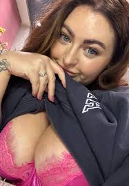 Beyond the Paywall - Natalia Reynolds Nude OnlyFans Photos