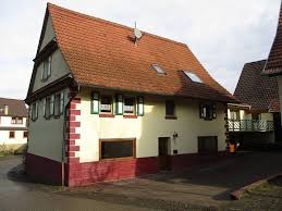 Wenn sie ihr haus an das kind verkaufen, fallen die steuern für den grunderwerb jedoch weg, da sie in erster linie miteinander verwandt sind. Haus Zum Verkauf 75210 Keltern Dietenhausen Mapio Net