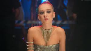 But who is actress ester exposito who plays carla in the series? Carla Elite Wiki Fandom