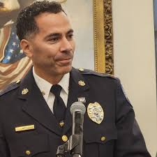 West Chester Police Chief Jim Morehead retires, Josh Lee sworn in as new  chief