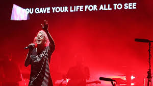 F g just one thing i ask and this i will am c/e seek, if only to know you f to be where you g are and go where you am c/e lead, my god, i will follow f the things of this g am g world, i've counted as loss. Hillsong A Church With Rock Concerts And 2m Followers Bbc News