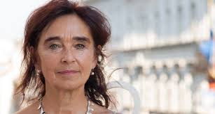 Karin Berger's Instagram, Twitter & Facebook