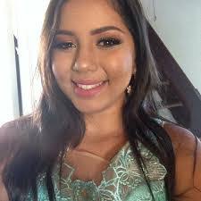 Alice Sousa's Instagram, Twitter & Facebook