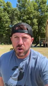 Carol Etienne's Instagram, Twitter & Facebook