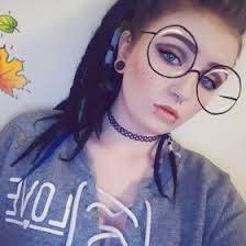 Tessa Kirkpatrick's Instagram, Twitter & Facebook