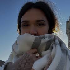 Здравствуйте) у дочки подростка начались проблемы с кожей. Может кто-то  может подсказать толкового косметолога по данной проблеме. Спасибо))