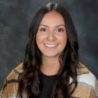 Kara Bray's Instagram, Twitter & Facebook