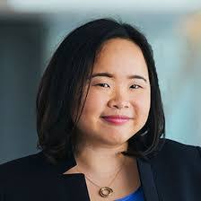 Leslie Lee's Instagram, Twitter & Facebook