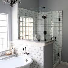 I have an old 5x6 bathroom (61in x 74in). 15 Beautiful Small Bathroom Designs