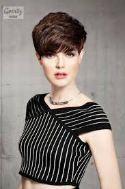 Maybe you would like to learn more about one of these? 42 Sexiest Short Hairstyles For Women Over 40 In 2021